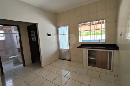 Casa à venda com 2 quartos em Cambuí, Itapetininga, SP