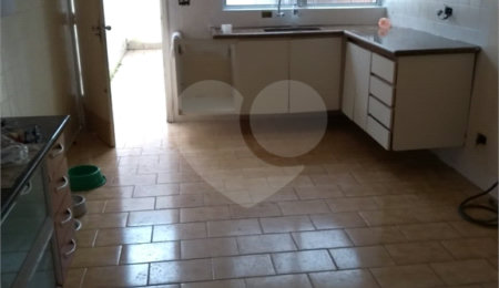 Casa à venda com 3 quartos, sendo 1 suíte,  em Tremembé, São Paulo, SP