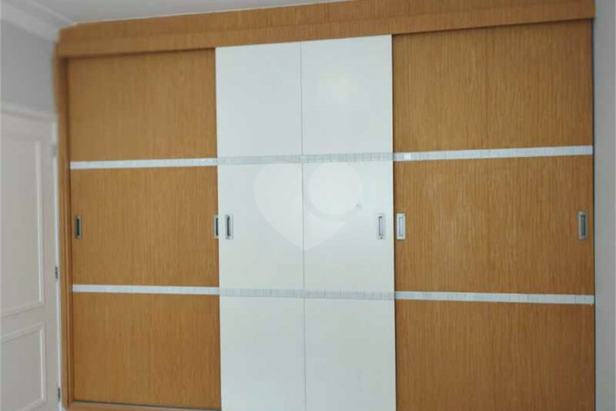 Sobrado à venda com 3 quartos, sendo 1 suíte, em Jardim São Paulo(zona Norte), São Paulo, SP