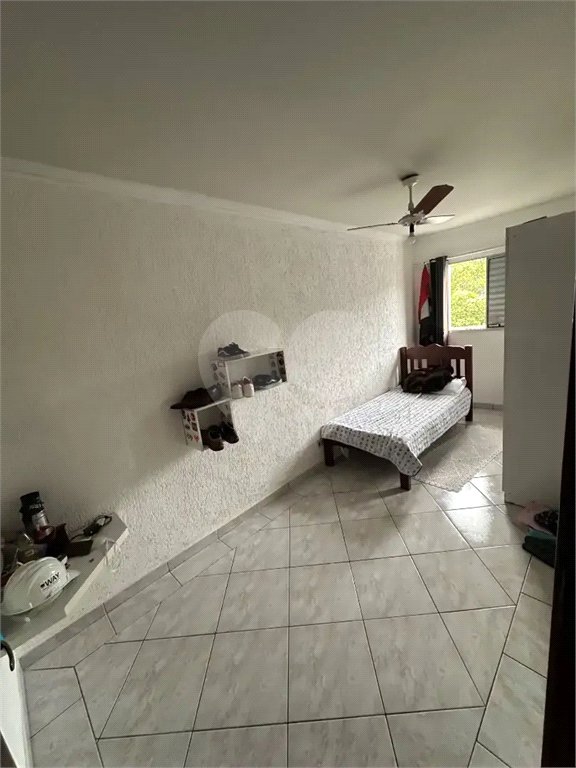Casa à venda com 5 quartos, sendo 1 suíte,  em Parque Fernanda, São Paulo, SP
