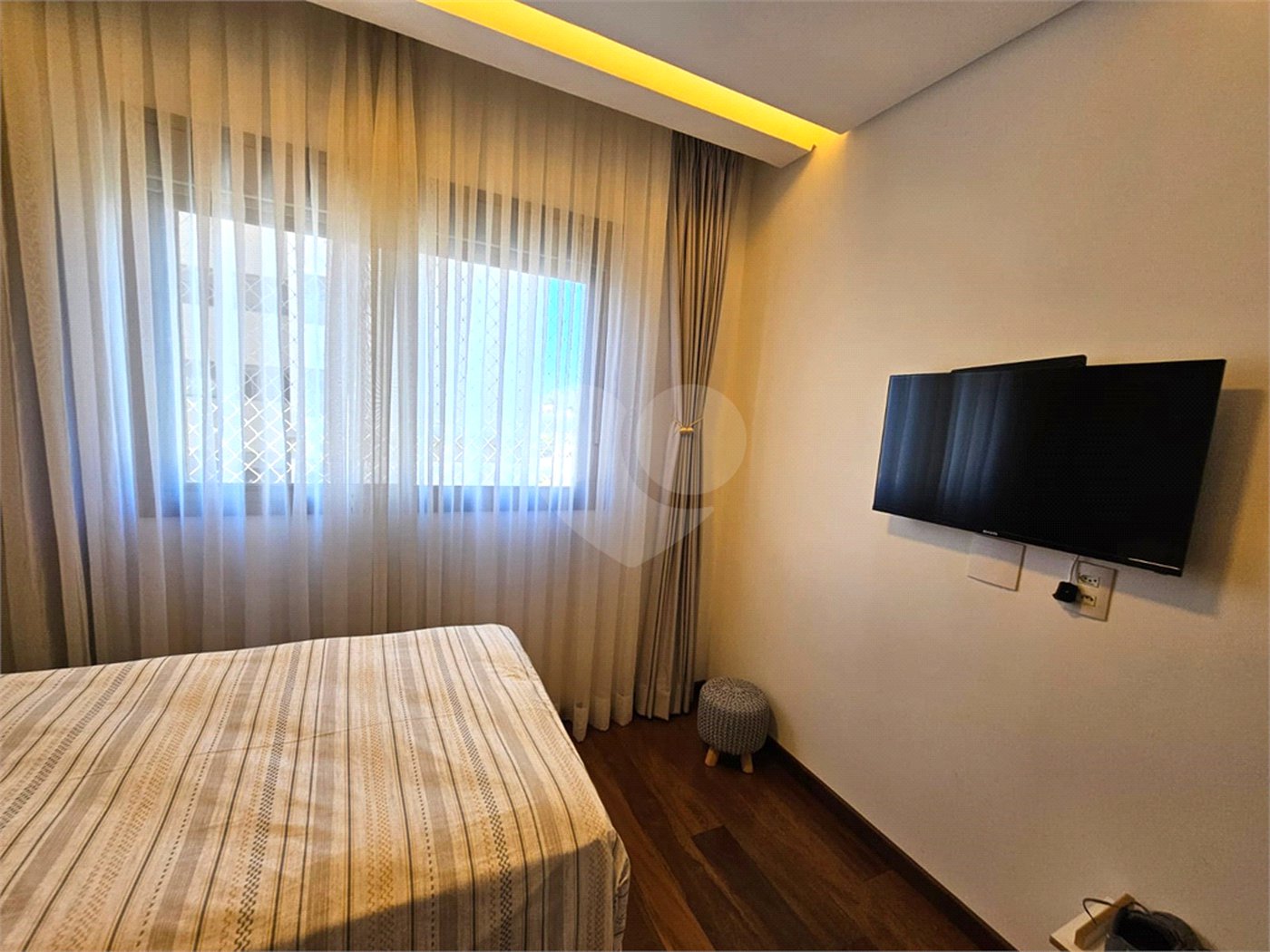 Apartamento à venda com 3 quartos, sendo 1 suíte, em Chácara Santo Antônio, São Paulo, SP