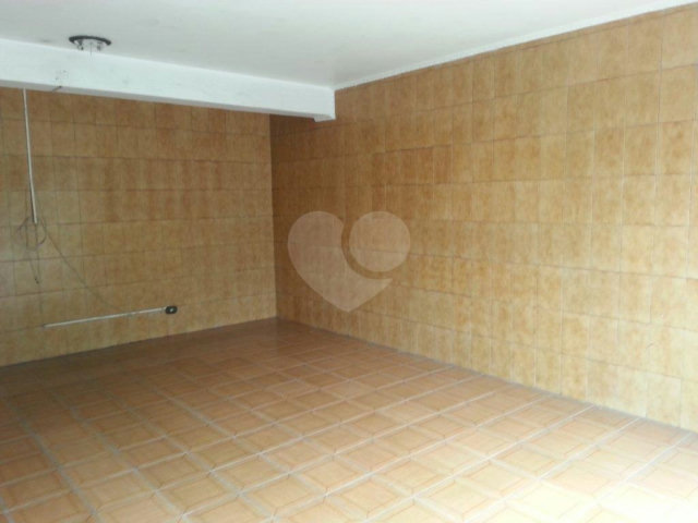 Sobrado à venda com 3 quartos, sendo 1 suíte,  em Vila Galvão, Guarulhos, SP