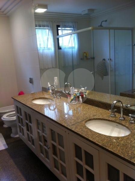Apartamento à venda com 4 suítes em Real Parque, São Paulo, SP