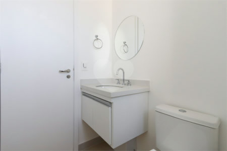 Apartamento à venda com 3 suítes em Vila Anastácio, São Paulo, SP