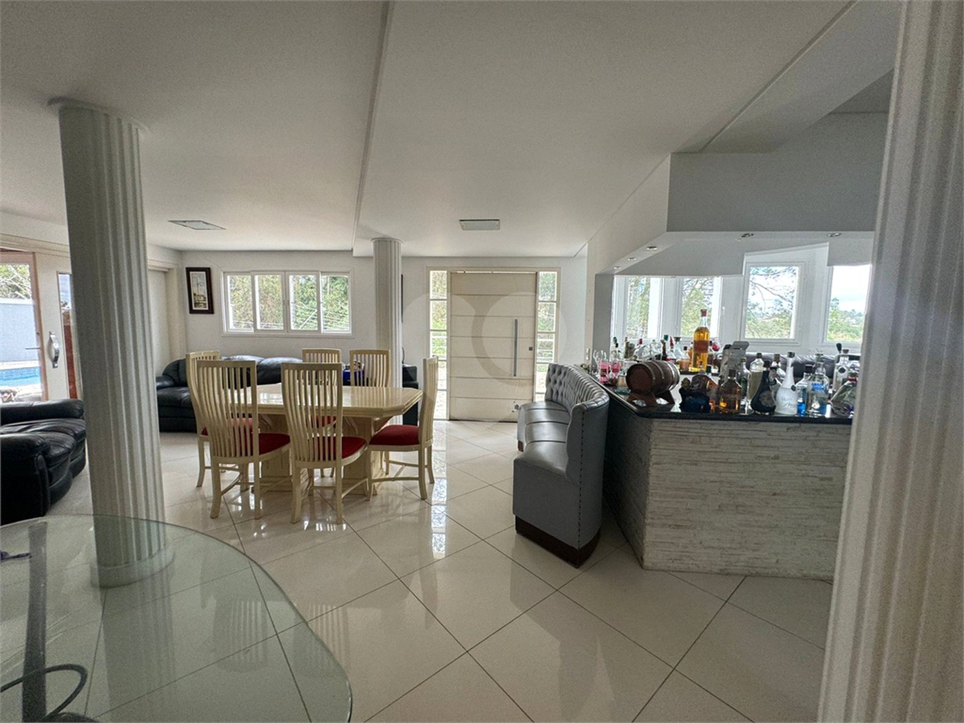 Casa à venda com 6 suítes no condomínio Arujá V, Arujá - SP