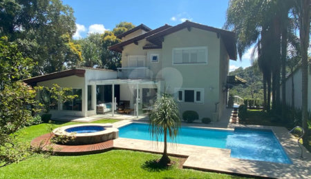 Casa à venda com 4 suítes em Serra da Cantareira, Mairiporã, SP