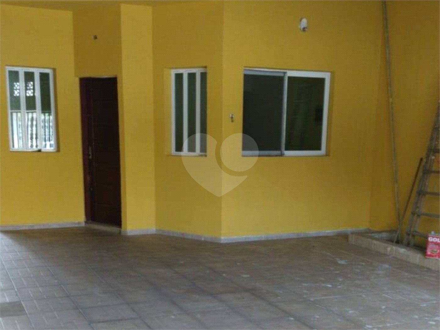Casa à venda com 3 quartos, sendo 1 suíte, em Jardim dos Ipês, Suzano, SP