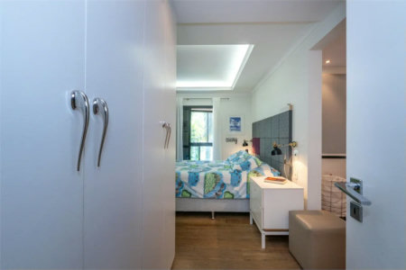 Apartamento à venda com 3 quartos, sendo 1 suíte, em Jardim Morumbi, São Paulo, SP