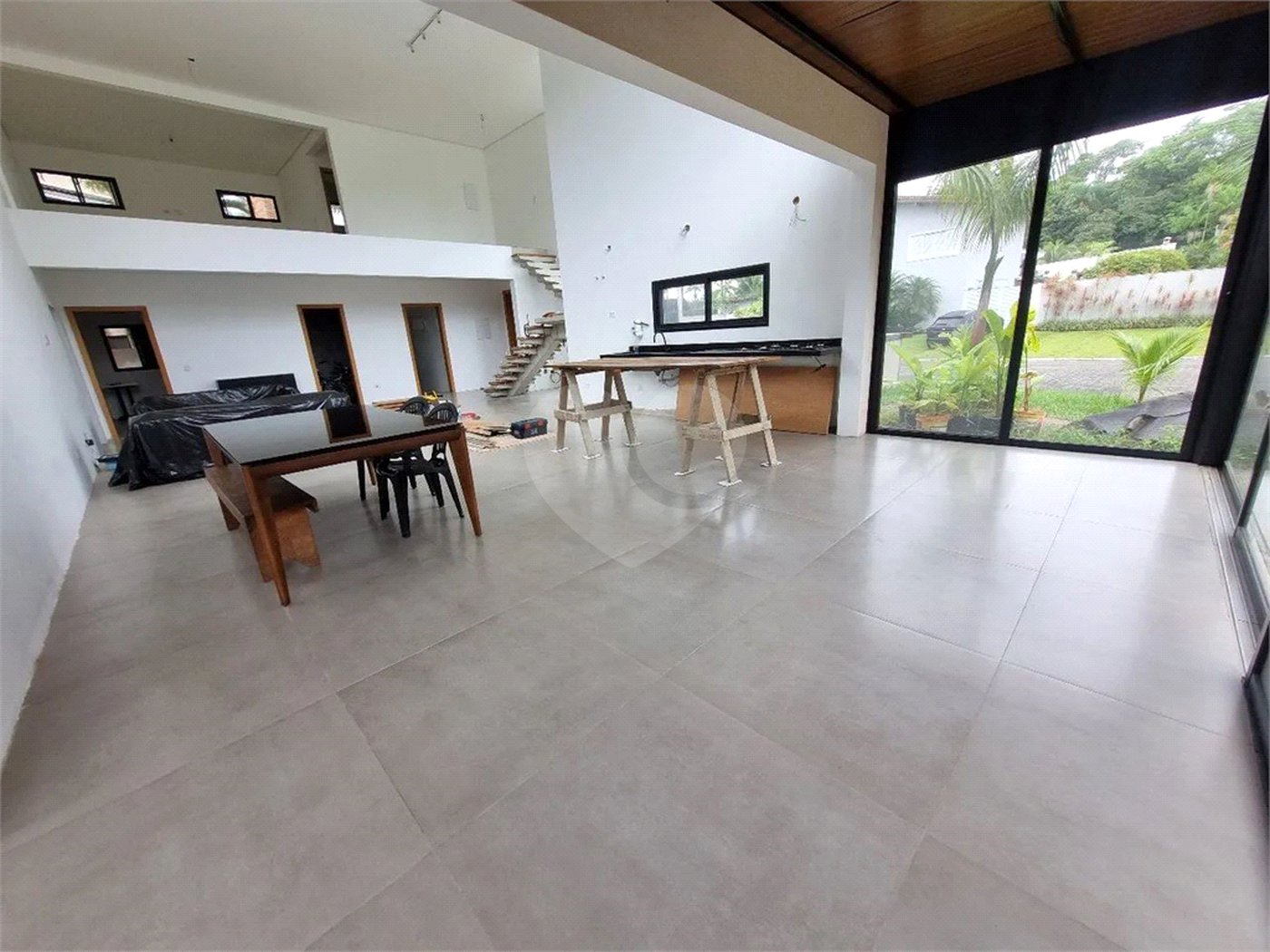Casa à venda com 4 suítes no condomínio Park Lane, Guarujá - SP