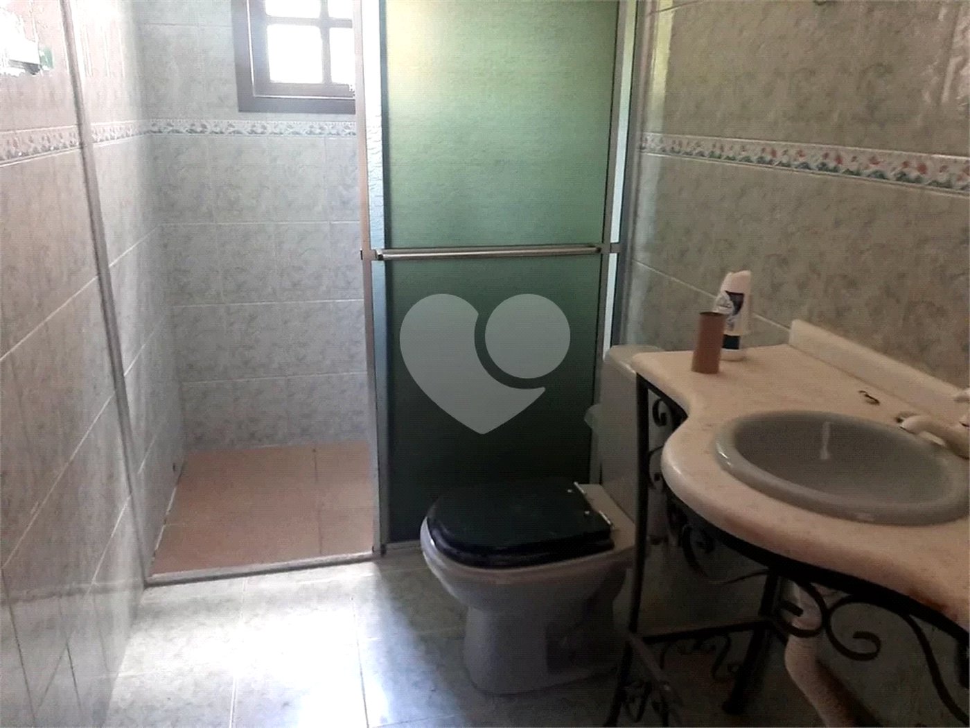 Sobrado à venda com 3 quartos em Serra da Cantareira, Mairiporã, SP