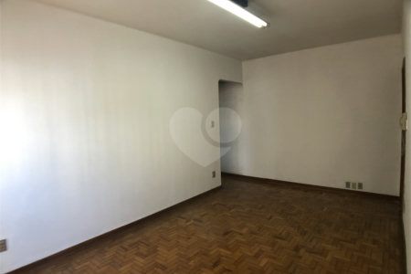 Apartamento à venda com 3 quartos em Vila Paulicéia, São Paulo, SP