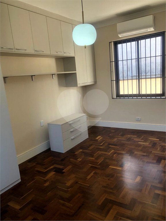 Casa à venda com 4 quartos, sendo 2 suítes,  em Horto Florestal, São Paulo, SP