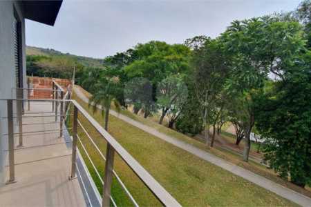 Casa à venda com 4 suítes no condomínio Residencial San Vitale, Bragança Paulista - SP