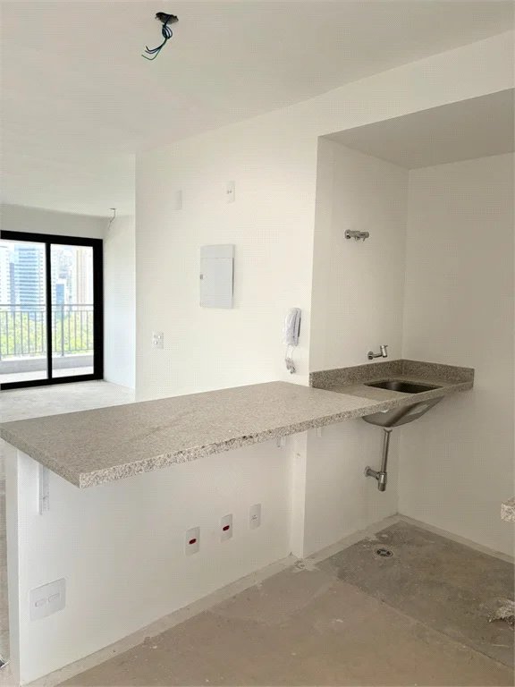 Apartamento à venda com 1 suíte em Vila Cordeiro, São Paulo, SP