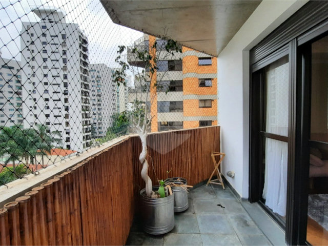 Apartamento à venda com 4 quartos, sendo 3 suítes,  em Santana, São Paulo, SP