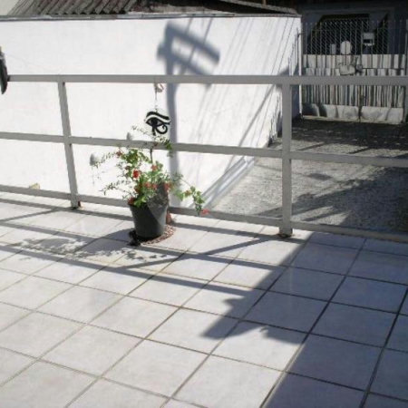 Sobrado à venda com 4 quartos, sendo 1 suíte, em Vila Nivi, São Paulo, SP