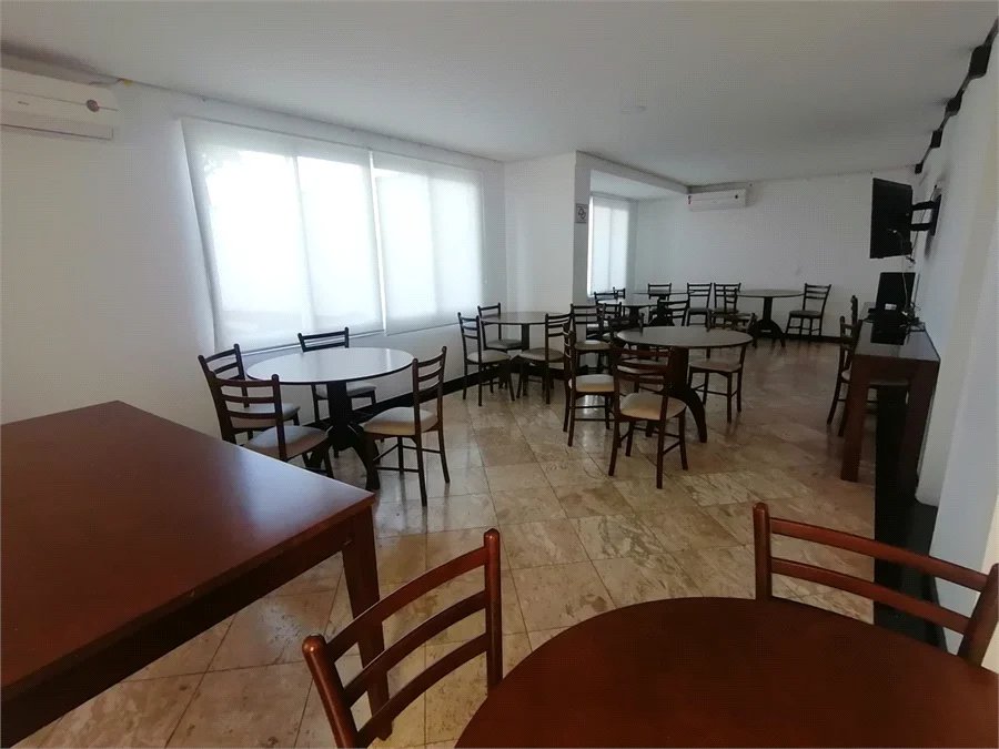Apartamento à venda com 3 suítes em Vila Ipojuca, São Paulo, SP