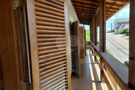 Sobrado à venda com 5 quartos, sendo 4 suítes, em Santa Rosa, Vinhedo, SP