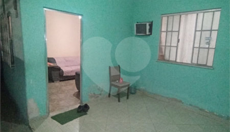 Casa à venda com 3 quartos, sendo 1 suíte,  em Campo Grande, Rio de Janeiro, RJ
