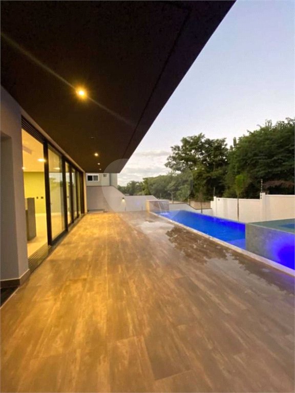 Casa à venda ou para alugar com 4 quartos, sendo 3 suítes,  no condomínio Alphaville Nova Esplanada 1, Votorantim - SP