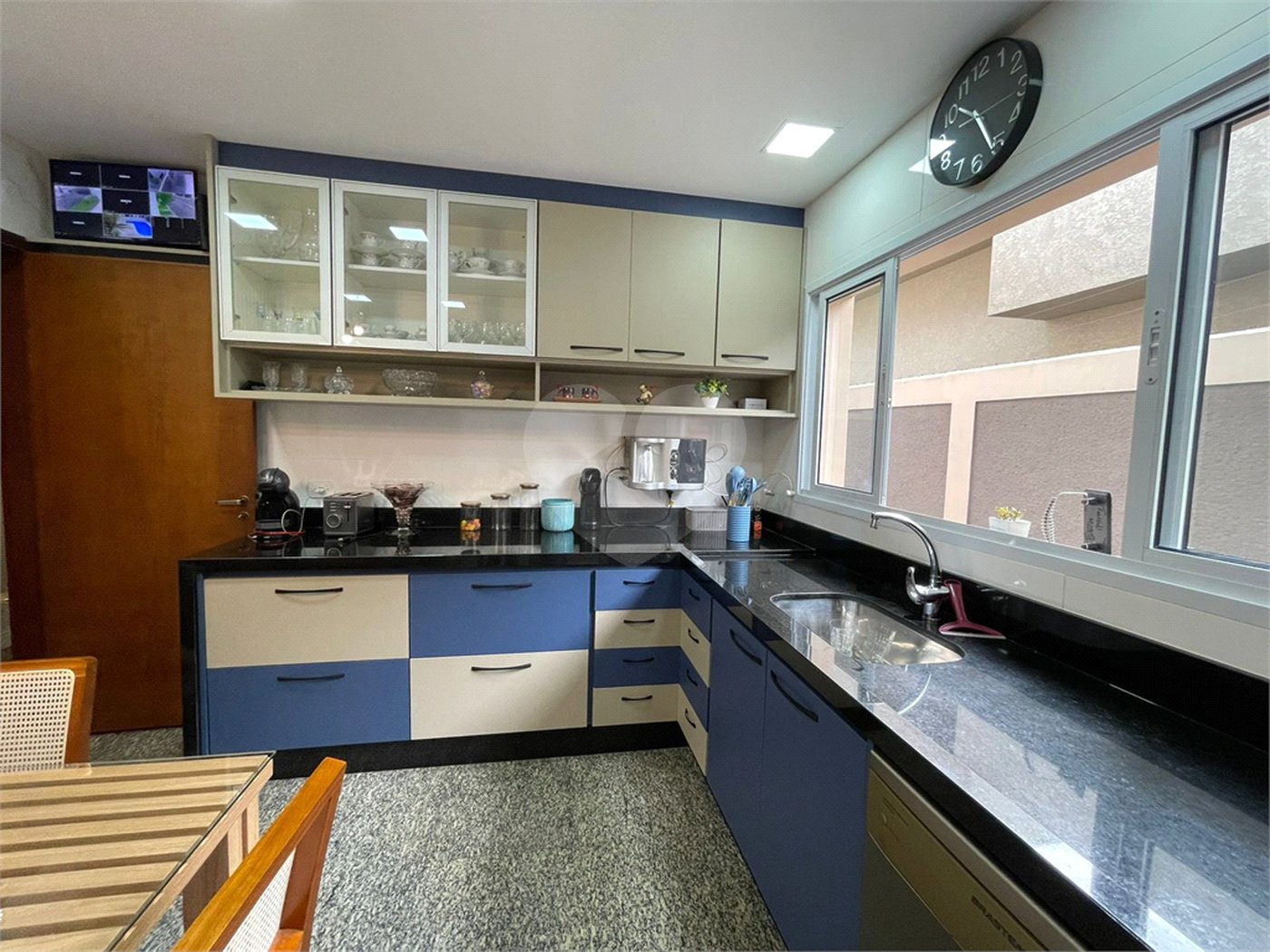 Casa à venda com 3 suítes em Jardim Itaperi, Atibaia, SP