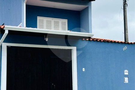 Sobrado à venda com 3 quartos em Loteamento Municipal Brás Cubas, Mogi das Cruzes, SP