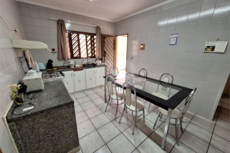 Casa à venda com 2 quartos em Jardim Simus, Sorocaba, SP