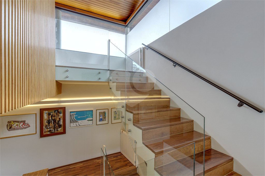 Casa à venda com 4 suítes no condomínio Vila Flora, São Paulo - SP