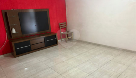 Casa à venda com 3 quartos, sendo 1 suíte,  em Jardim Catarina, São Paulo, SP
