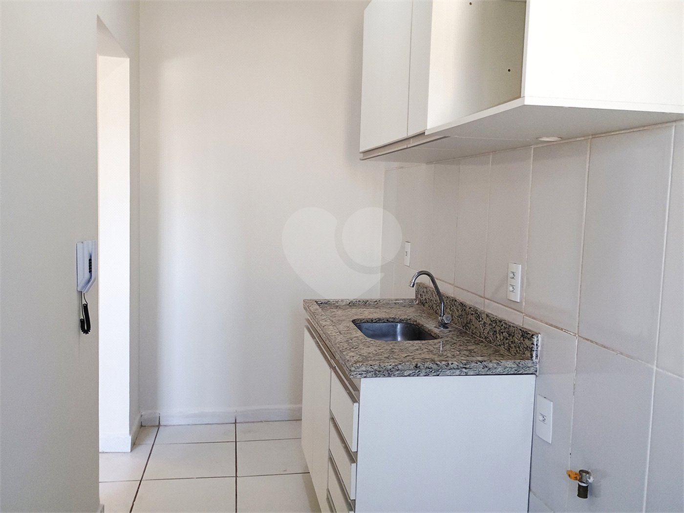 Apartamento à venda com 2 quartos, sendo 1 suíte, em Residencial Flórida, Ribeirão Preto, SP