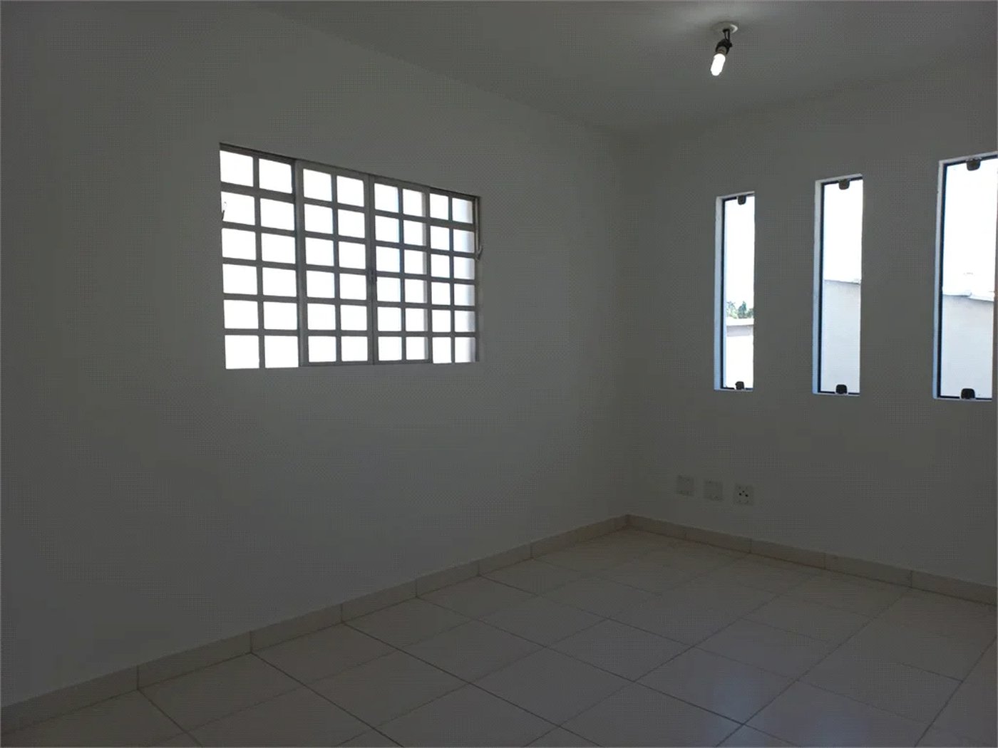 Sobrado à venda com 3 quartos, sendo 1 suíte, em Vila Lageado, São Paulo, SP