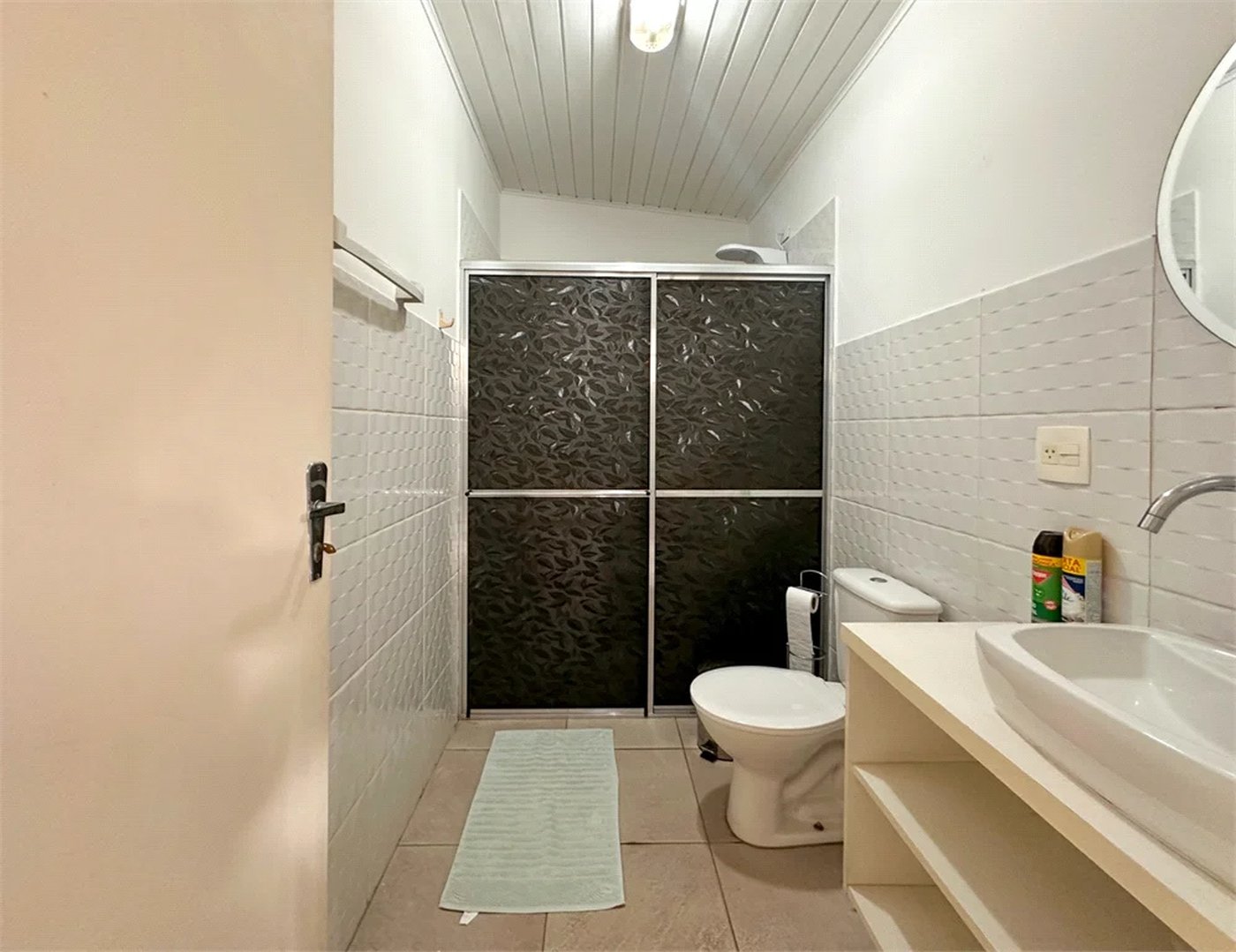 Casa à venda com 3 quartos, sendo 1 suíte, no condomínio Barão do Triunfo, São Paulo - SP