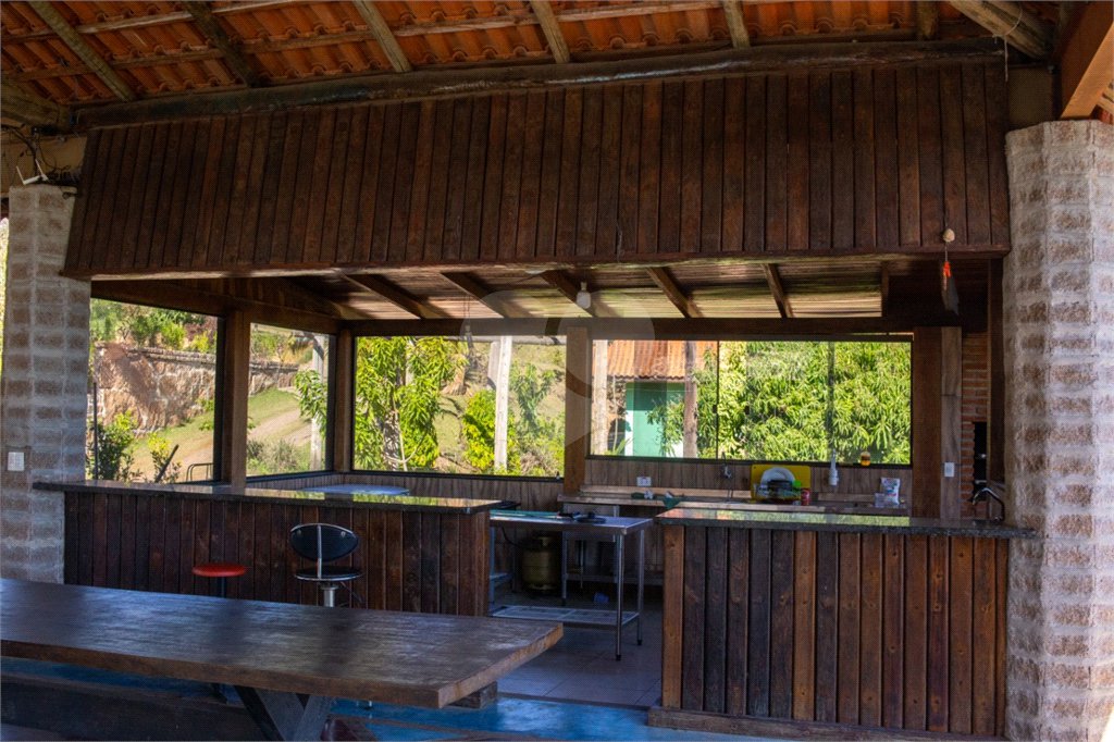 Sítio à venda com 19 quartos, sendo 4 suítes,  em Parque da Grama, Indaiatuba, SP