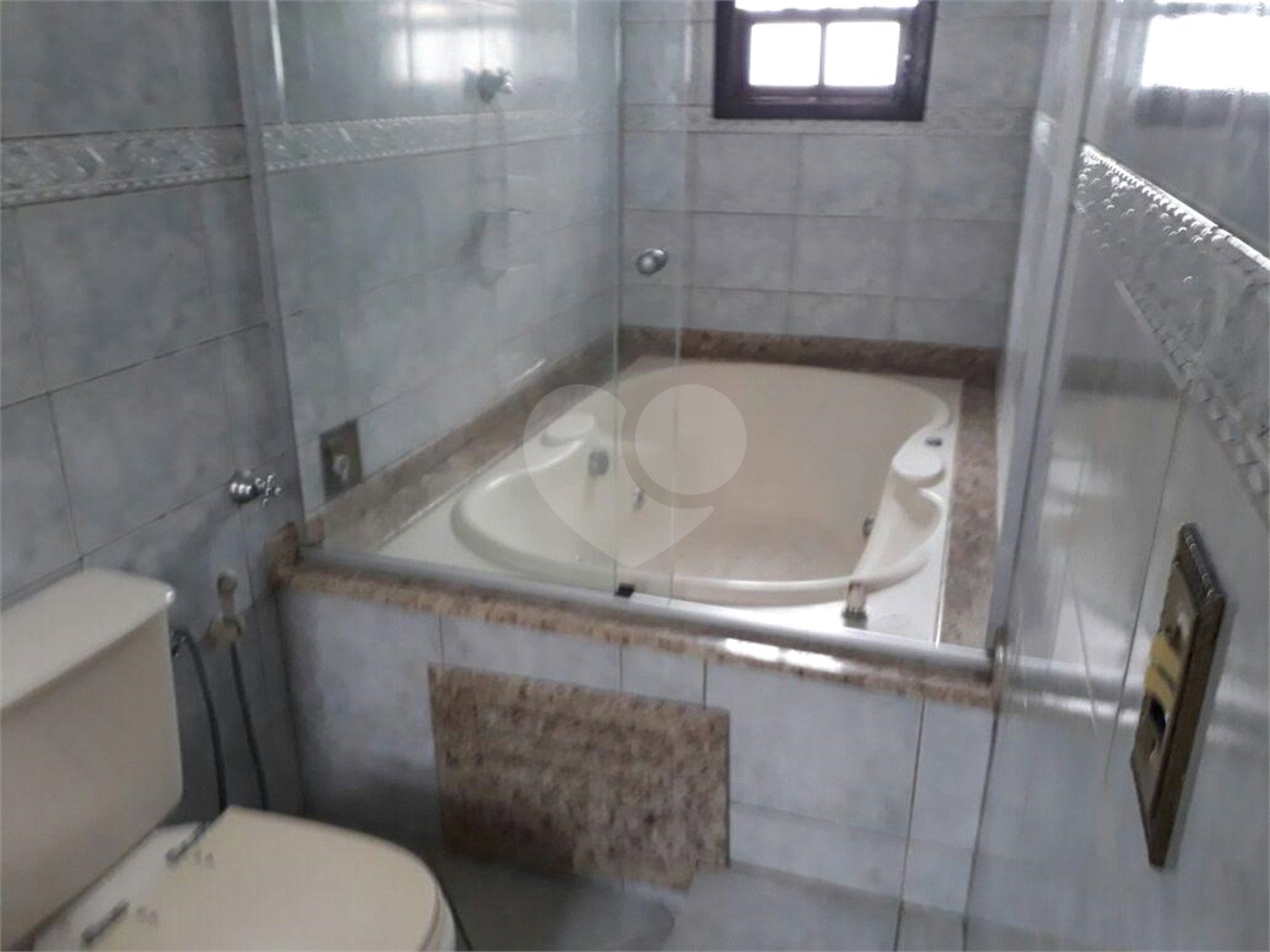 Casa à venda com 3 quartos, sendo 1 suíte, em Jardim Piqueroby, São Paulo, SP