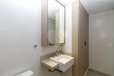 Apartamento à venda ou para alugar com 3 suítes em Jardim Morumbi, São Paulo, SP