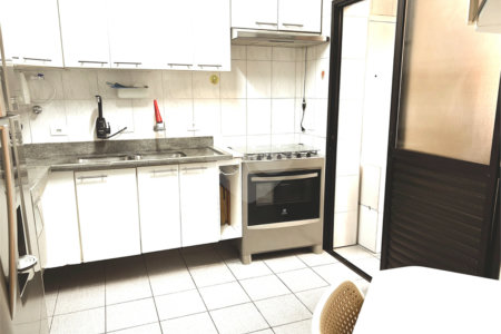 Apartamento à venda com 3 suítes em Campo Belo, São Paulo, SP