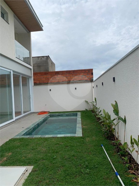 Casa à venda com 3 suítes no condomínio Residencial London Park, Indaiatuba - SP