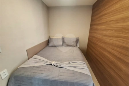 Apartamento totalmente mobiliado com 2 dormitórios, 1 vaga