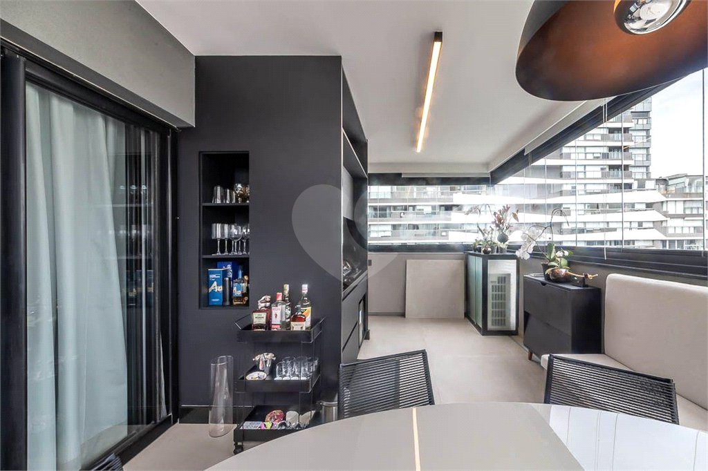 Apartamento à venda com 1 suíte em Pinheiros, São Paulo, SP