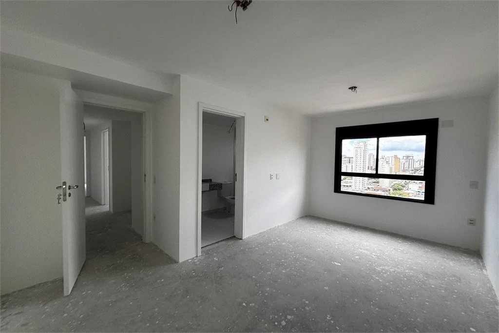 Apartamento à venda com 3 suítes em Vila Romana, São Paulo, SP