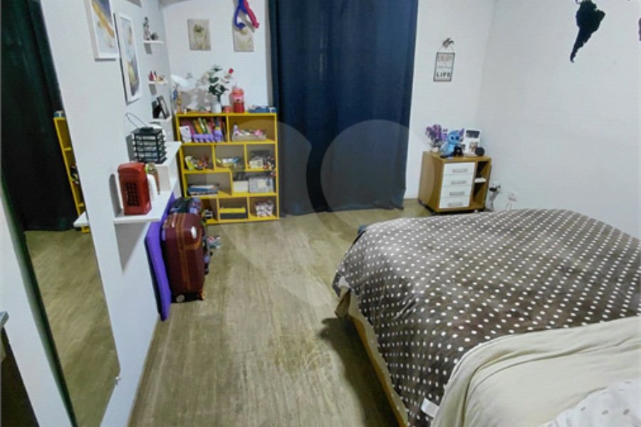 Sobrado à venda com 4 quartos, sendo 1 suíte, em Vila Nova Mazzei, São Paulo, SP