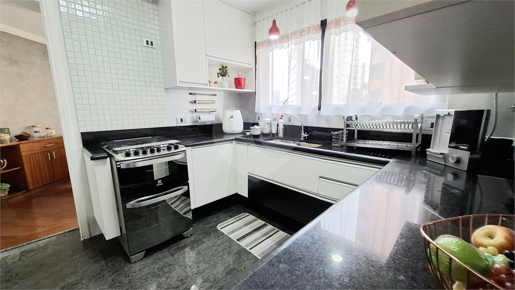 Apartamento à venda com 3 suítes em Santana, São Paulo, SP
