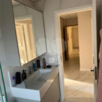 Apartamento com 03 dormitórios com 1 vaga de garagem.