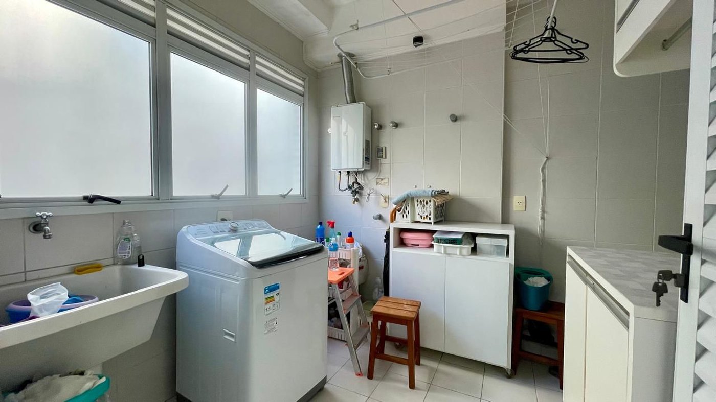 Apartamento com 4 dormitórios à venda, 217 m² por R$ 2.700.000,00 - Gonzaga - Santos/SP