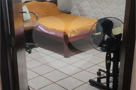 Chácara à venda com 4 quartos, sendo 3 suítes, em Campos de Atibaia, Atibaia, SP