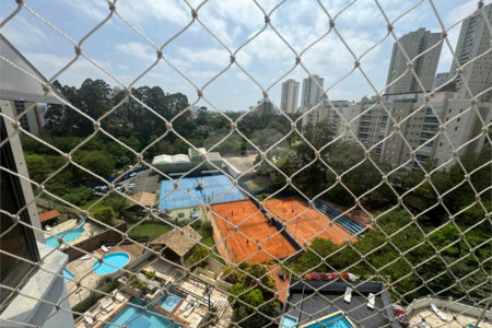 Apartamento à venda com 1 quarto em Vila Suzana, São Paulo, SP
