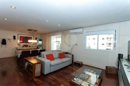Apartamento para alugar com 3 quartos, sendo 1 suíte, em Água Branca, São Paulo, SP