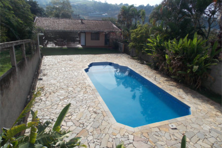 Casa Térrea à venda com 3 quartos, sendo 1 suíte, em Mirante do Cachoeira, Piracaia, SP