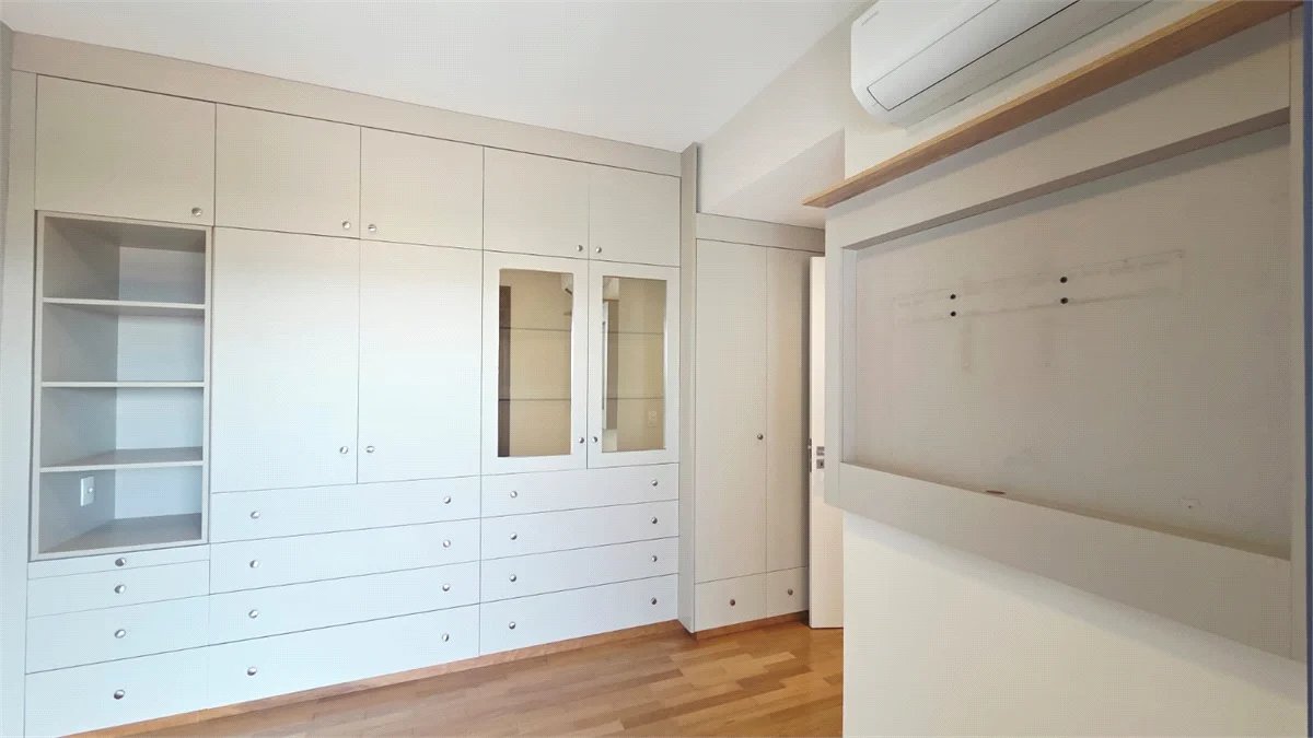 Apartamento à venda com 3 suítes em Vila Gertrudes, São Paulo, SP