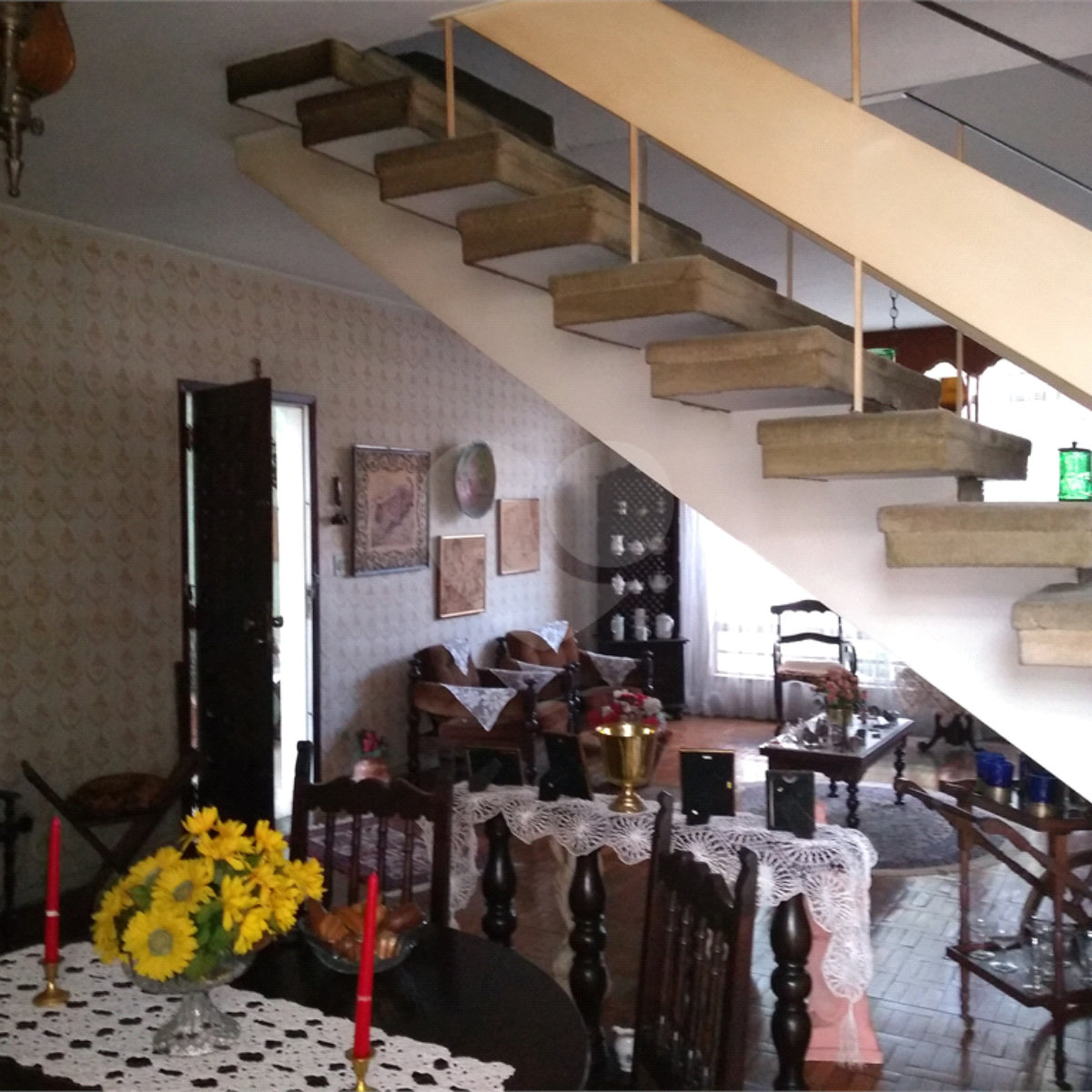 Casa à venda com 4 quartos, sendo 1 suíte, em Campo Belo, São Paulo, SP